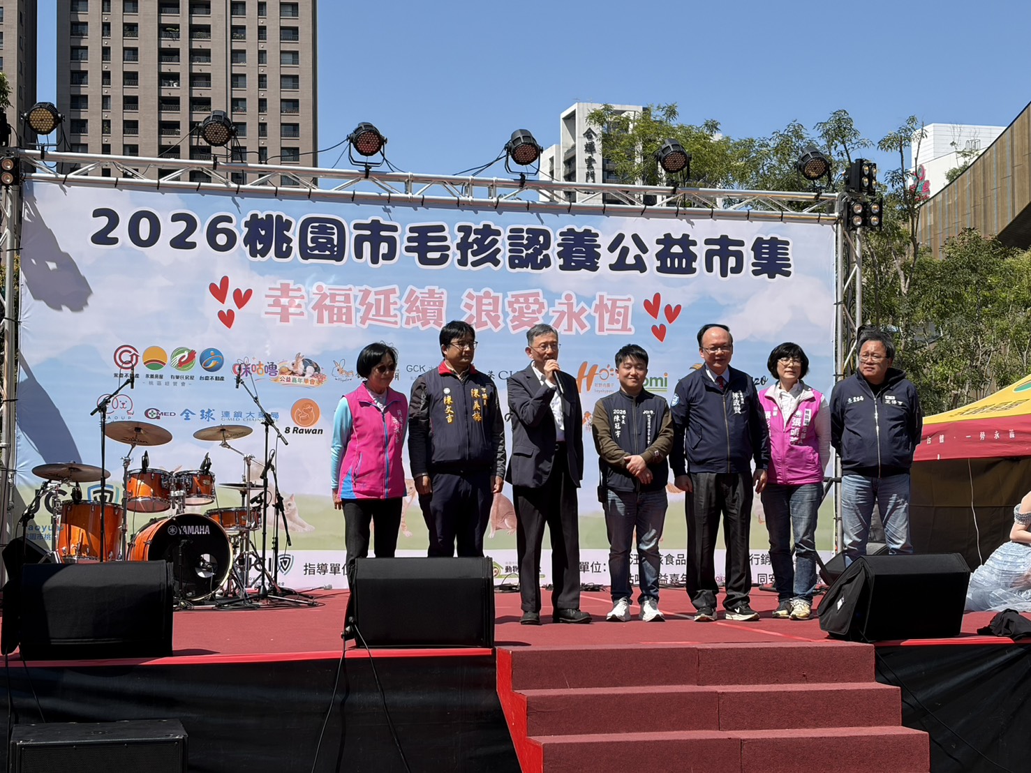 毛孩認養公益市集桃園藝文廣場登場 多樣化特寵找新家