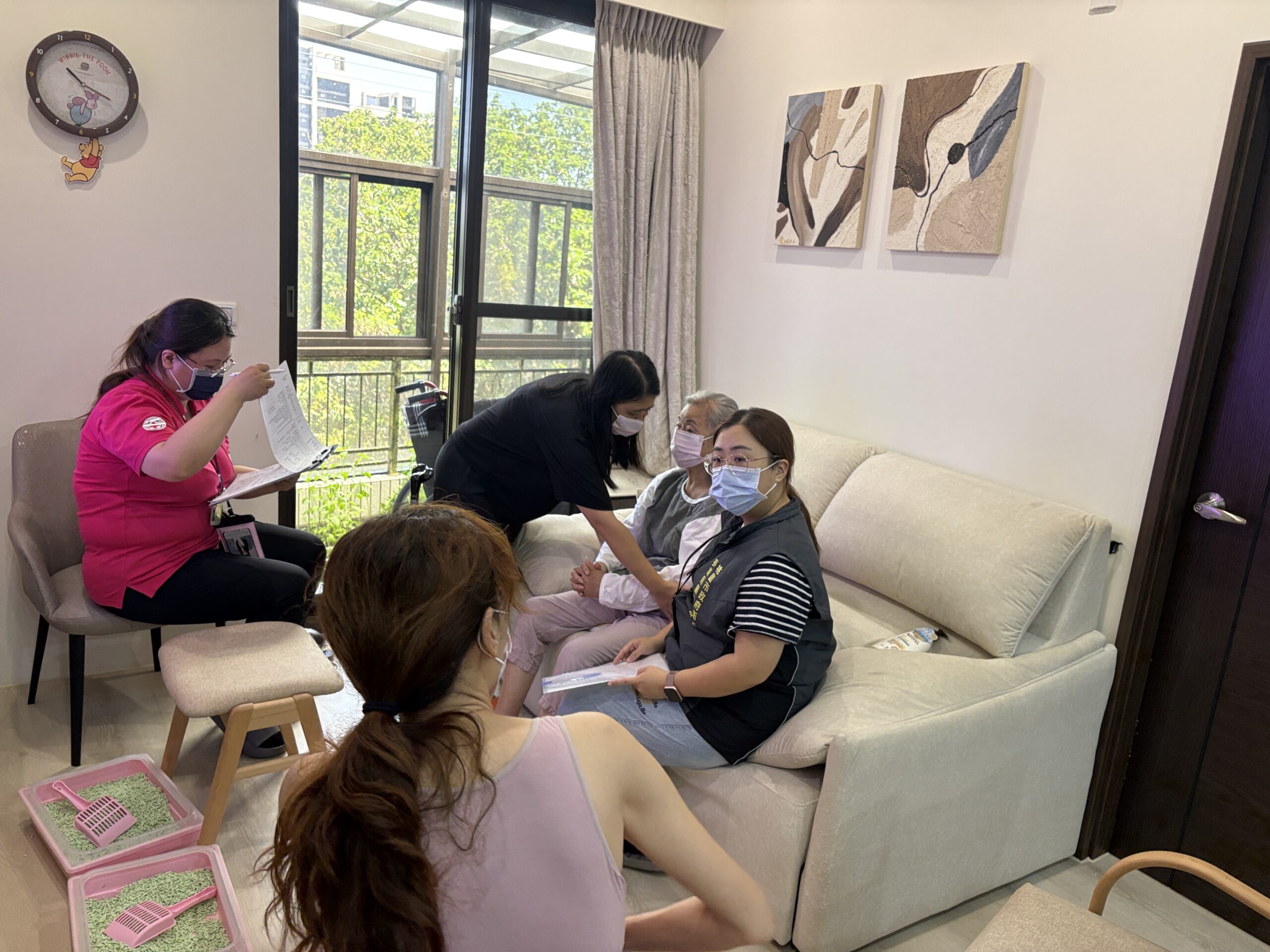 聘外籍看護也能用長照 桃園放寬社區照顧減輕家庭負擔 聘外籍看護也能用長照 桃園放寬社區照顧減輕家庭負擔