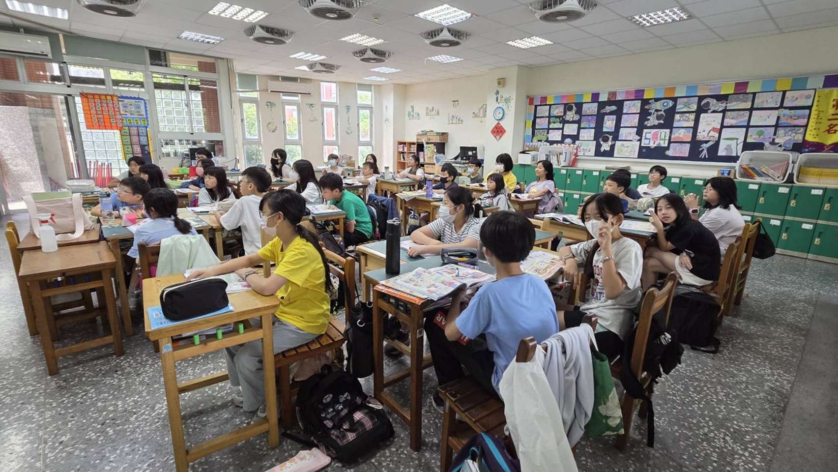 家長免負擔!桃園砸1.1億補助國中小吹冷氣 打造舒適學習環境 家長免負擔!桃園砸1.1億補助國中小吹冷氣 打造舒適學習環境