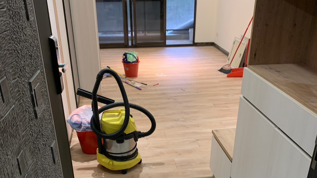 裝潢完工先別盲目亂擦 恐讓化學微粒反覆在屋內循環 裝潢完工先別盲目亂擦 恐讓化學微粒反覆在屋內循環