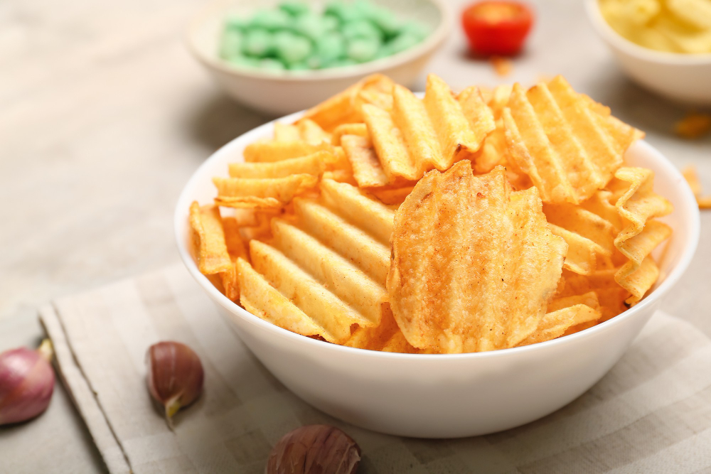 越鹹越想吃！醫揭「鹽分如鴉片」真相 鈉含量正在綁架你的大腦