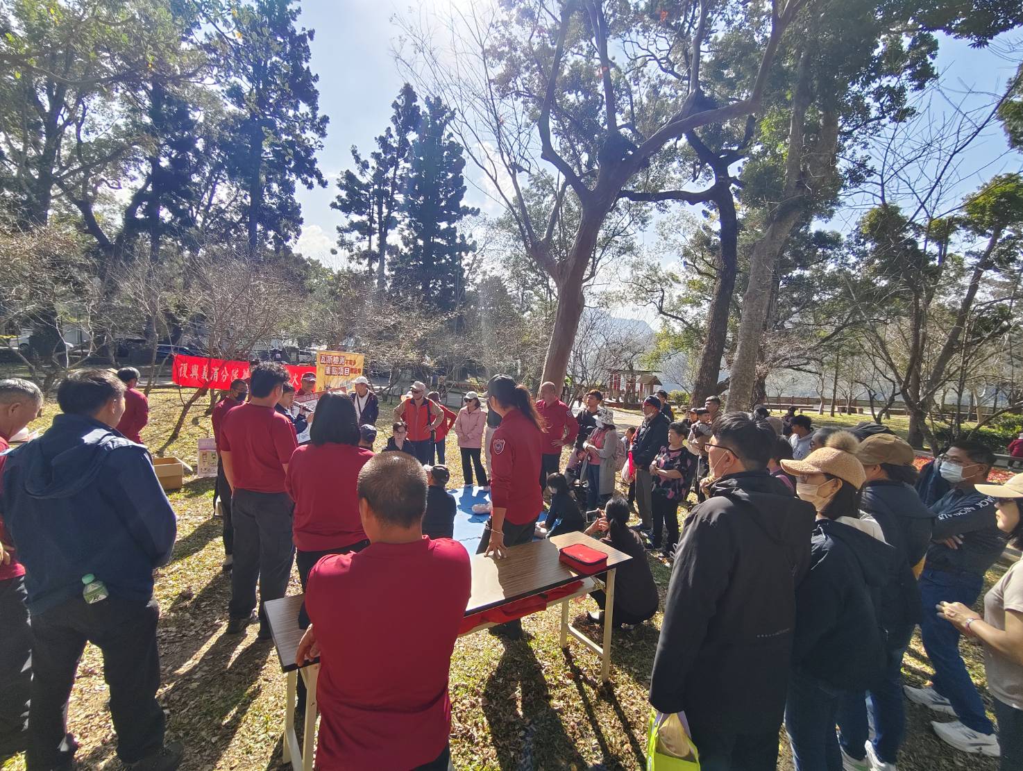 桃園角板山梅花季登場 復興消防現身傳授民眾防災知識