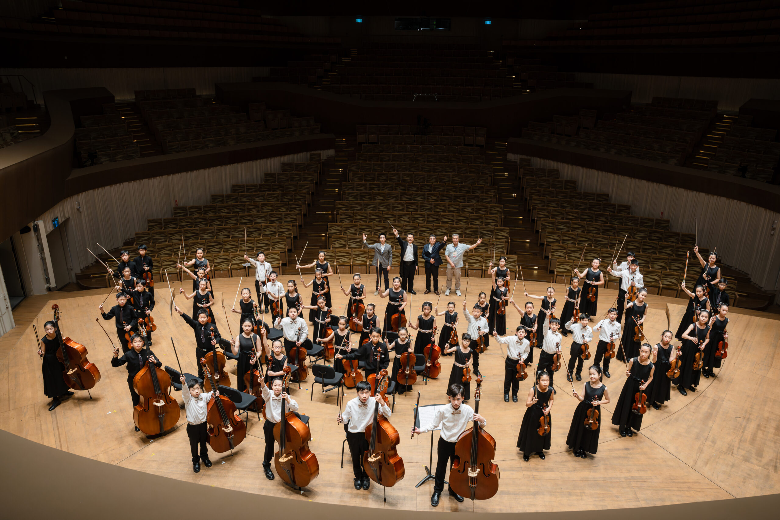 青溪國小弦樂團首登衛武營!攜手兩校交流琴藝 青溪國小弦樂團首登衛武營!攜手兩校交流琴藝