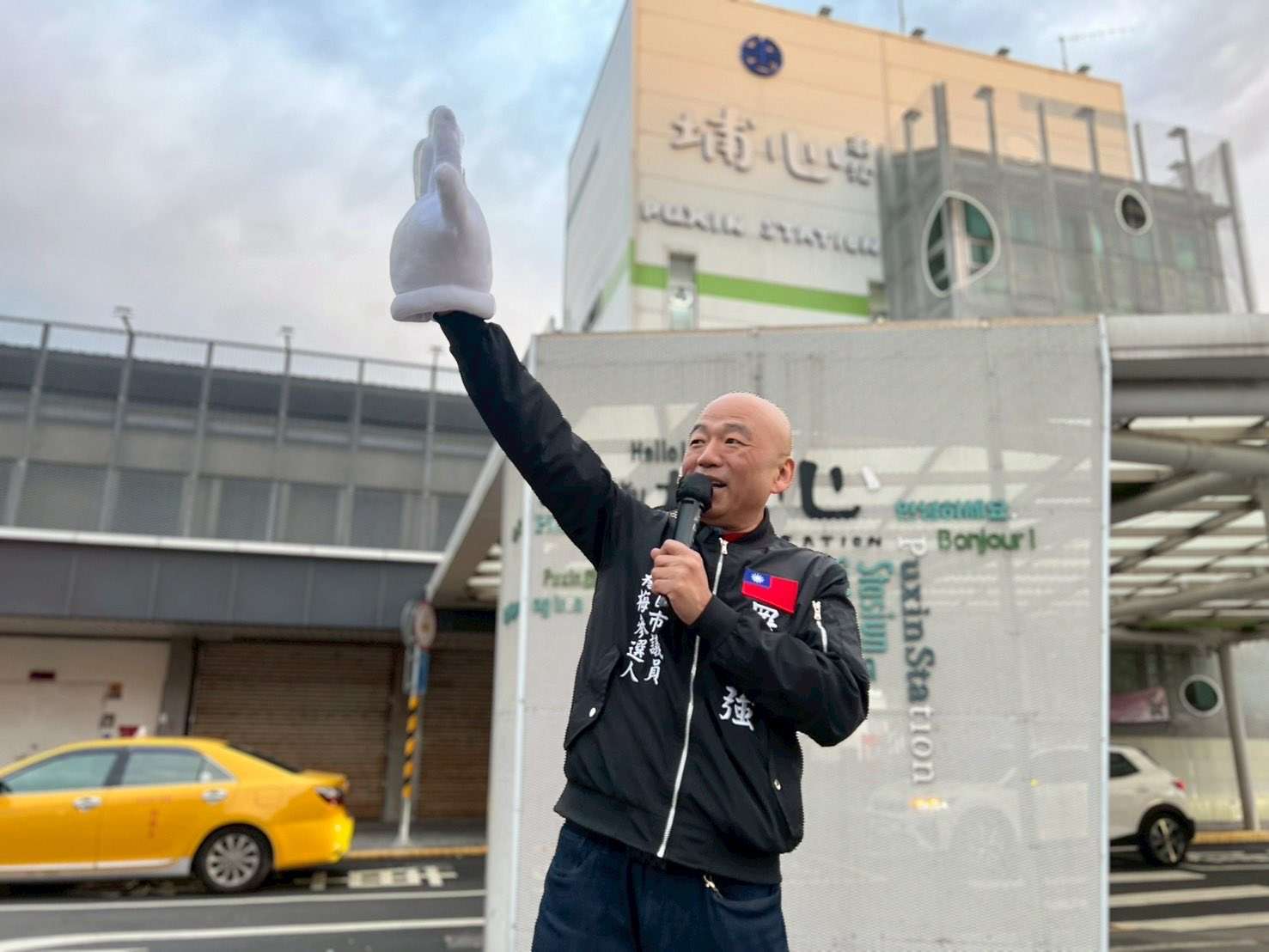 拚藍營楊梅區議員初選！羅志強喊話辦政見發表會  用政策牛肉回應選民期待