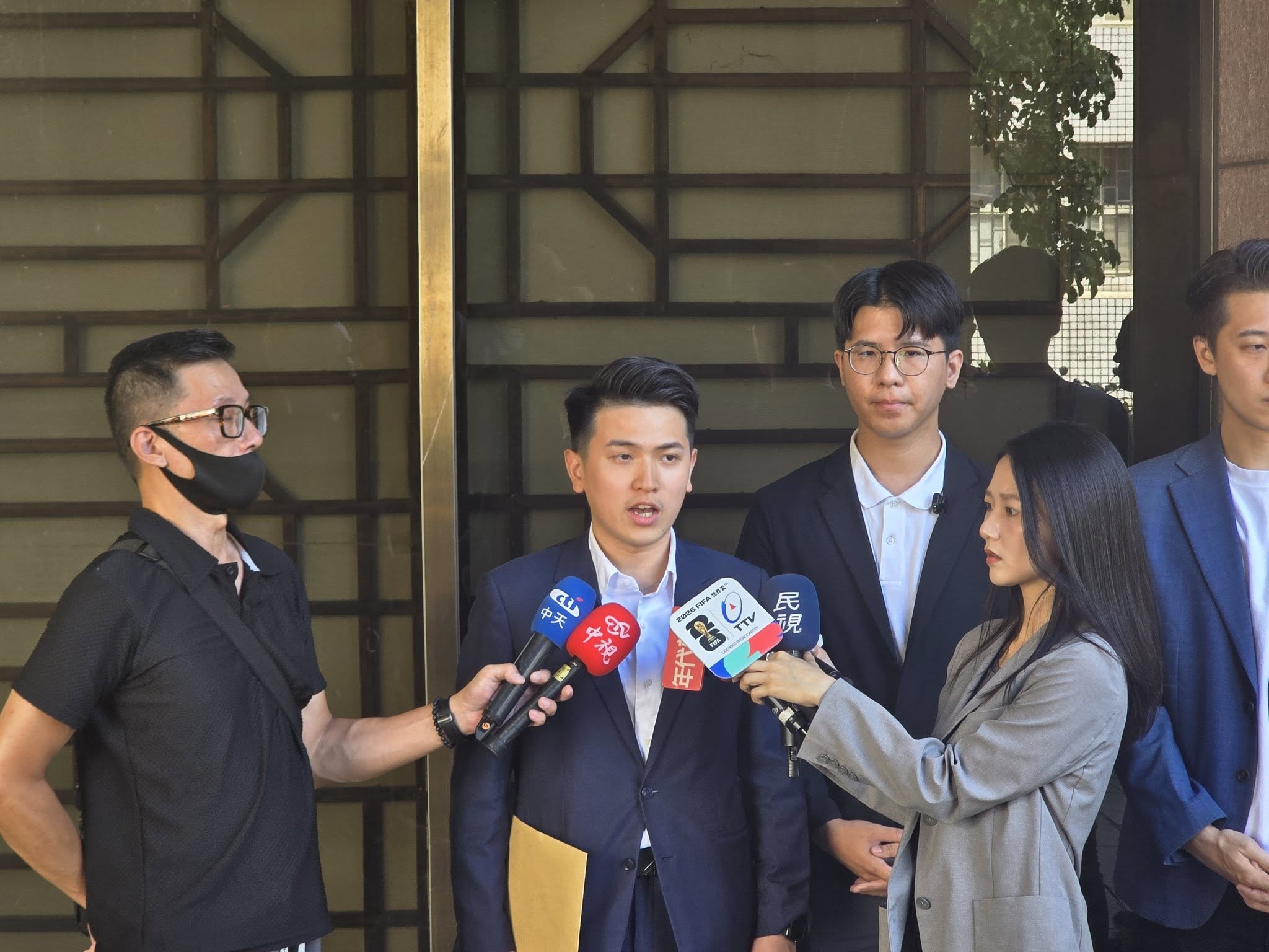 黃世杰主張桃園敬老點數提高至1200點 張文瑜:重演前朝亂撒幣 黃世杰主張桃園敬老點數提高至1200點 張文瑜:重演前朝亂撒幣