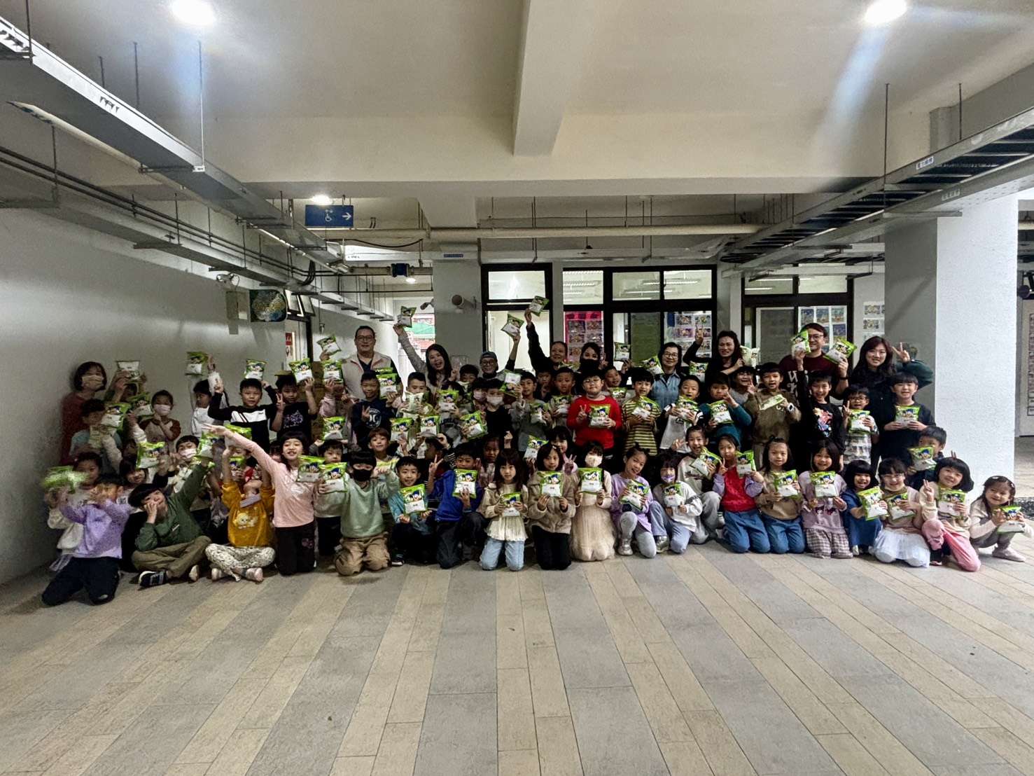 八德國小職員、家長攜手辦「童樂會」闖關結合教學寓教於樂