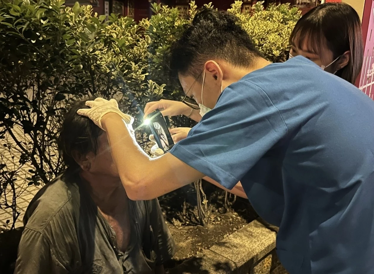 桃園社會局街友照顧有新招 醫護社工聯手獲中央第一名