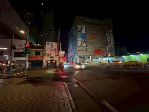 桃園雙色溫路燈升級 73處商圈路口9月底完成換裝 桃園雙色溫路燈升級 73處商圈路口9月底完成換裝