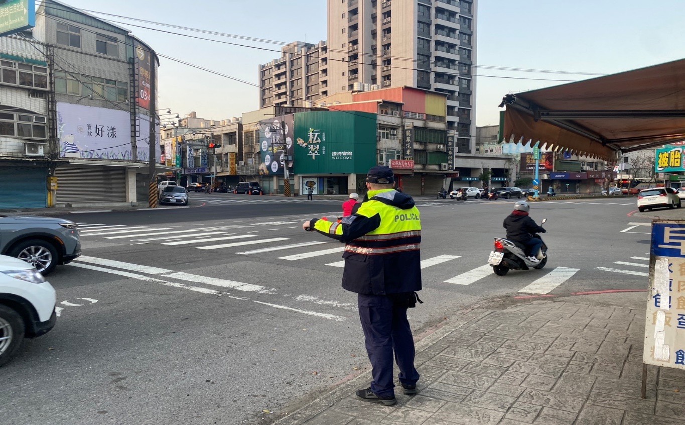 楊梅警曝春節出遊替代道路 旅途更順暢