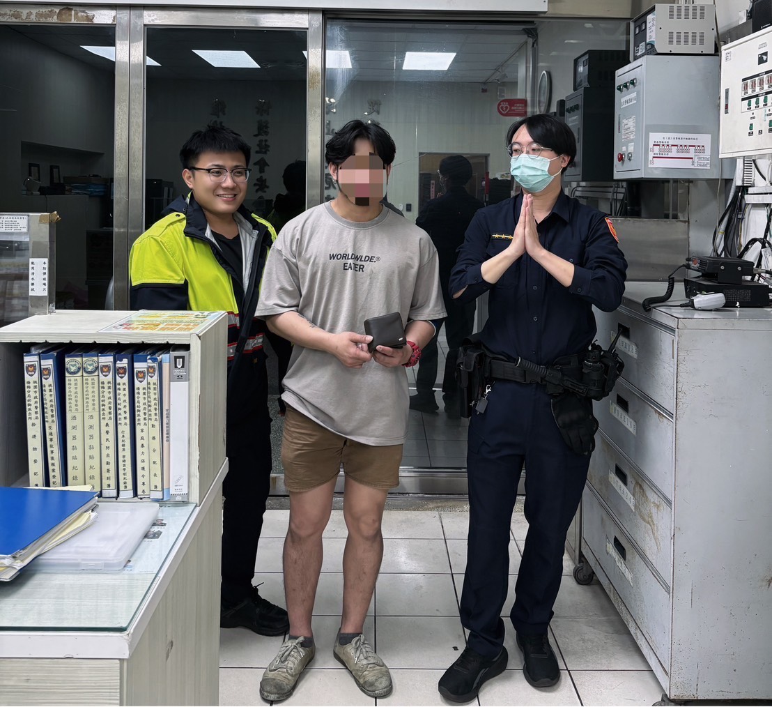 移工喝太醉搭小黃慘掉錢包 楊梅警靠1招火速找回 移工喝太醉搭小黃慘掉錢包 楊梅警靠1招火速找回