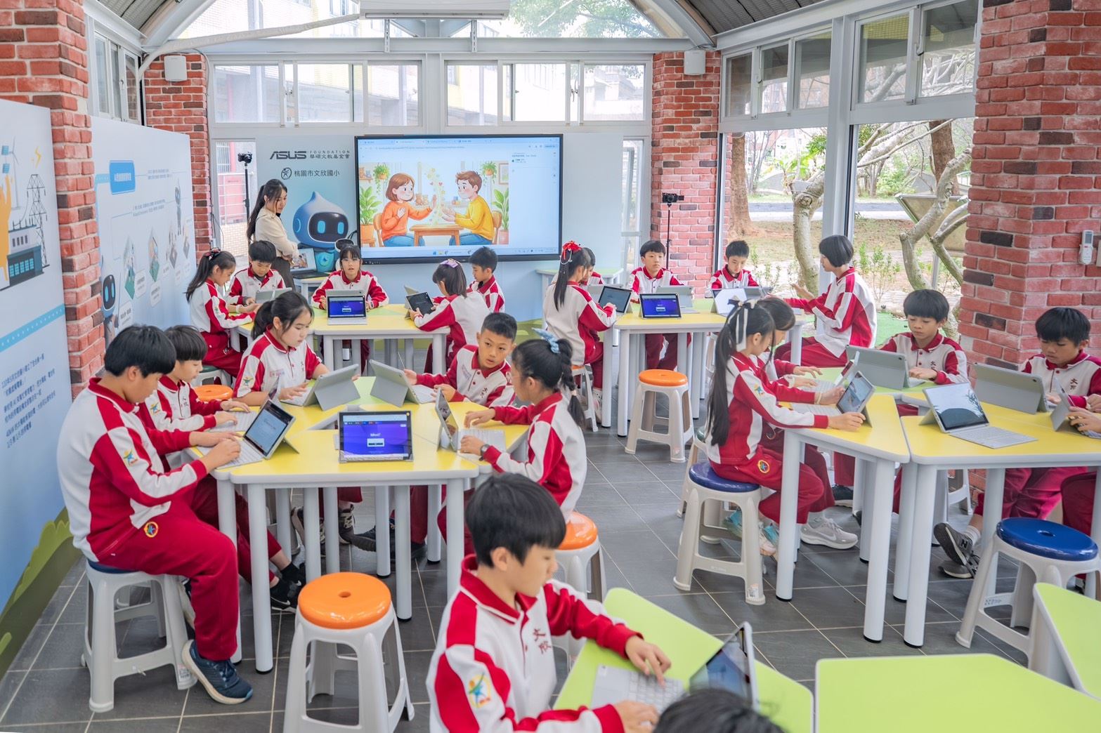 華碩、Google助攻打造AI智慧教室 龜山文欣國小成教育轉型新典範