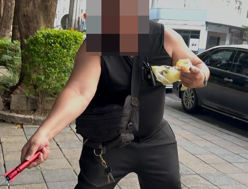 遛狗爆糾紛！中壢男拿點火器喊「狗太大隻不能帶出來」 女飼主嚇壞