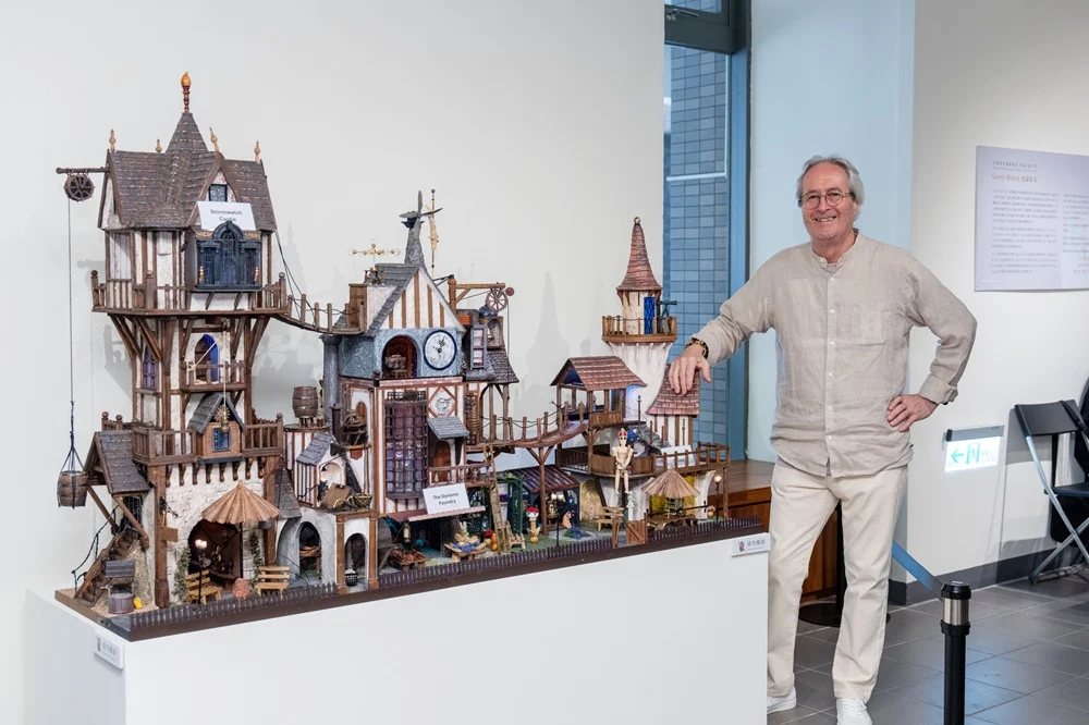 Gerry Welch生涯最後公開展！夢幻袖珍娃娃屋展中原大學登場