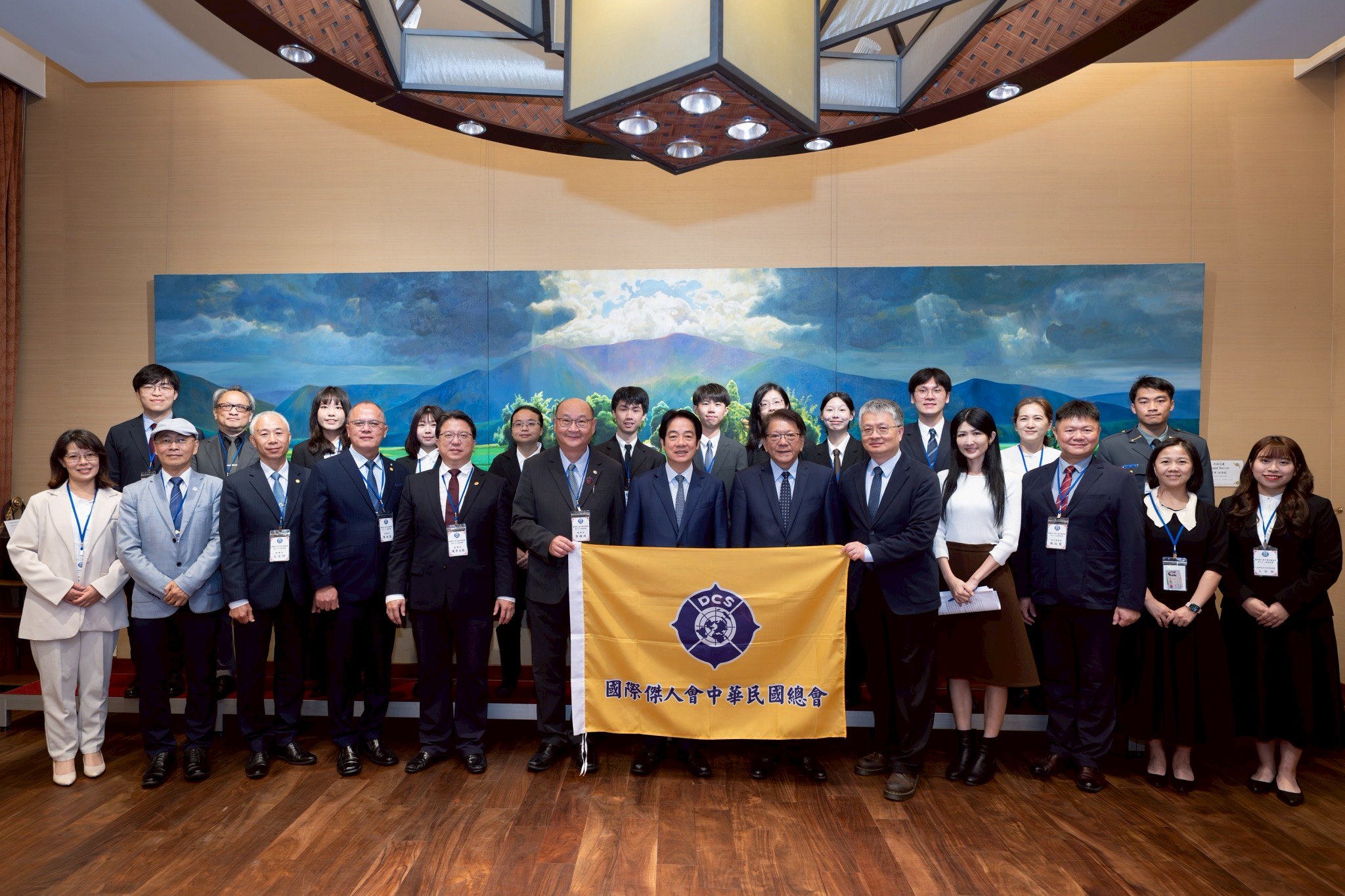 中原大學緊急醫療救護社深耕急救教育 連2年社團評鑑全國特優